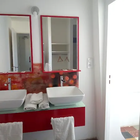 Le Moderne 3*