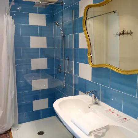 Le Moderne Panzió 3*